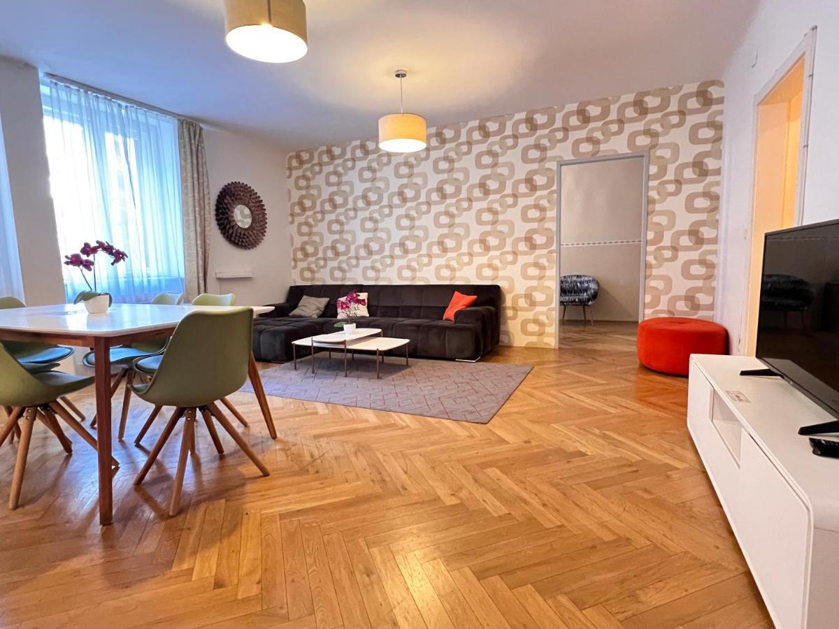 Exclusive Apartment Center Вена Экстерьер фото