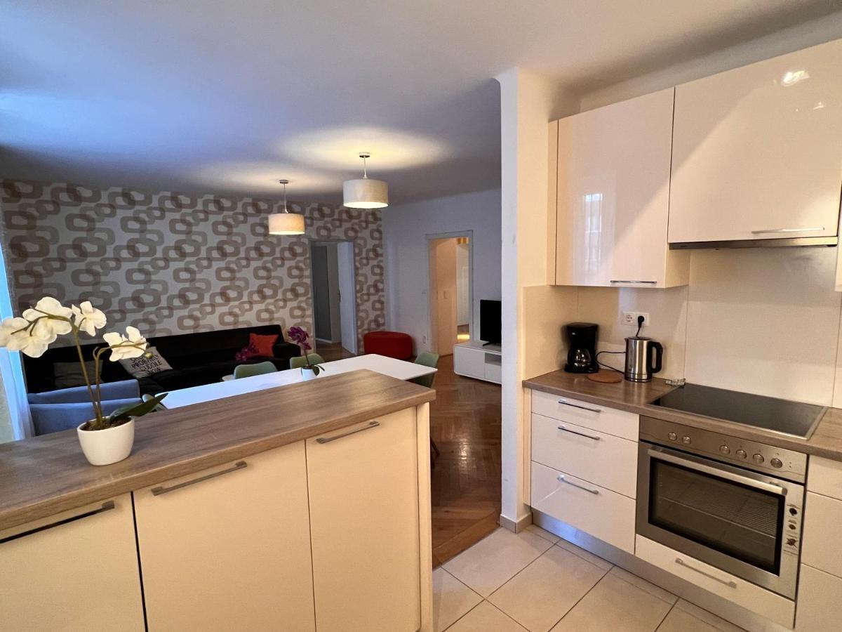 Exclusive Apartment Center Вена Экстерьер фото